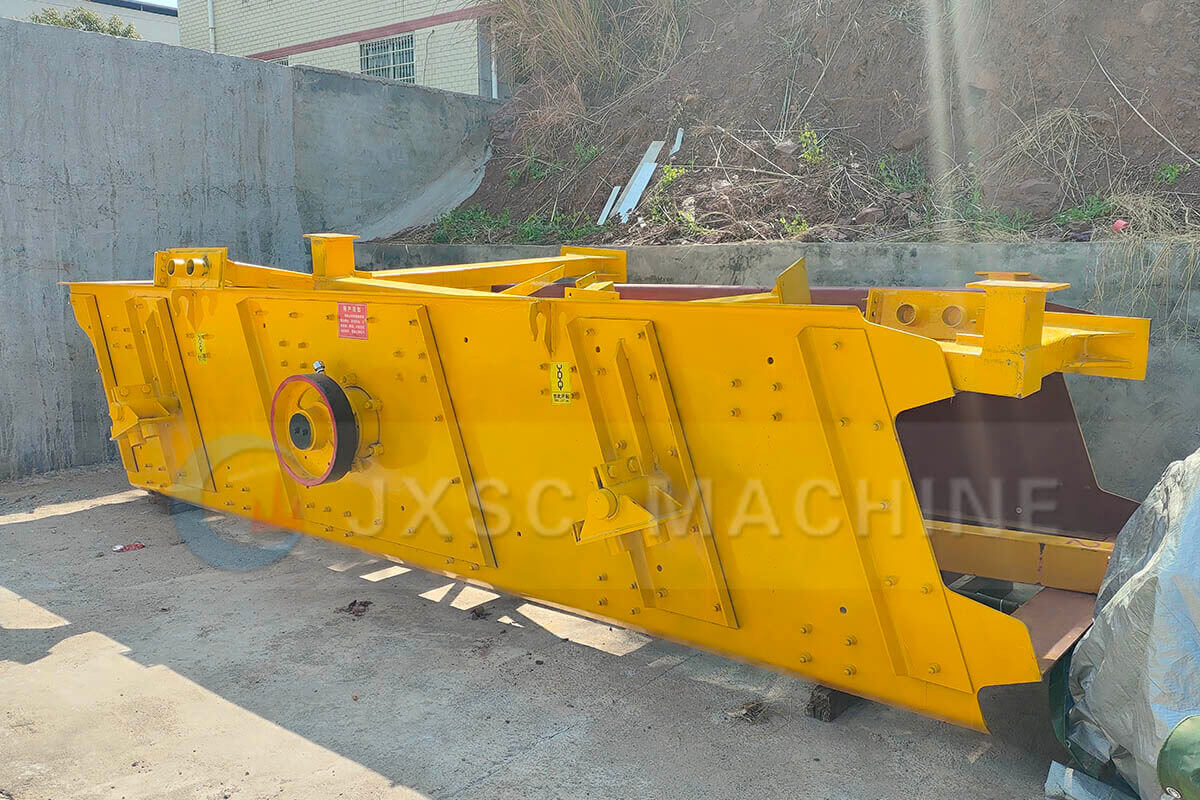 50TPH Rock Gold Mineral Processing-Vibrating Screen