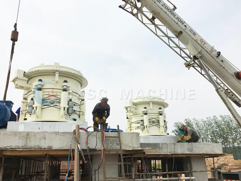 Multi cylinder hydraulic cone crusher