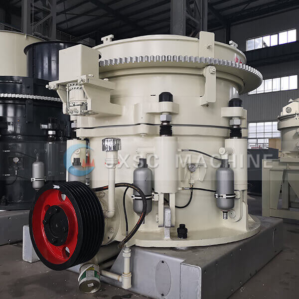 Multi cylinder hydraulic cone crusher