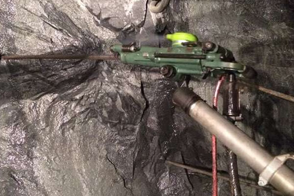 Pneumatic Percussion Drill