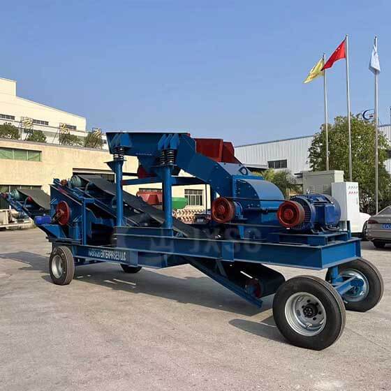 Small portable hammer crusher