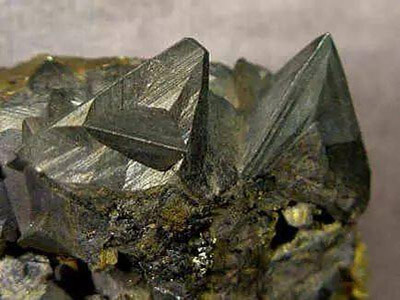 Sulfide-type refractory copper ores