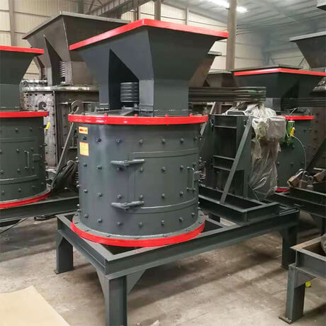 Vertical shaft compound crusher