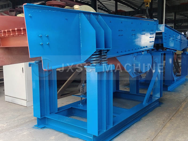 Vibrating feeder
