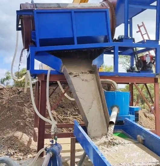 5TPH Alluvial gold Washing Plant In Mozambique