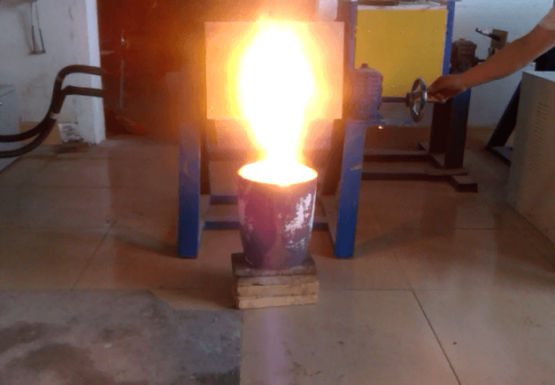 melting gold furnace